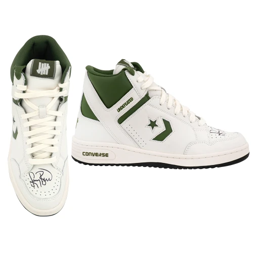 Larry Bird Signed Converse X Undefeated Weapons White & Green Men's Basketball Shoe - Size 8.5 (Right Foot) - Image 2