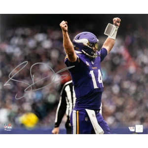 Sam Darnold Signed Minnesota Vikings Passing 16x20 Photo - (Fanatics)