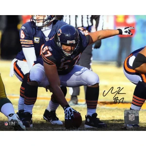 Olin Kreutz Signed Chicago Bears Snapping Football Action 8x10 Photo