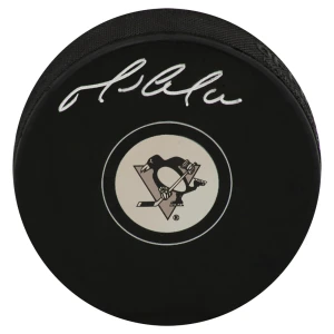 Mario Lemieux Signed Pittsburgh Penguins Team Logo Hockey Puck (In Silver) - (PSA Holo)