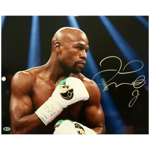 Floyd Mayweather Jr. Signed Boxing Action Close Up 16x20 Photo (Beckett)