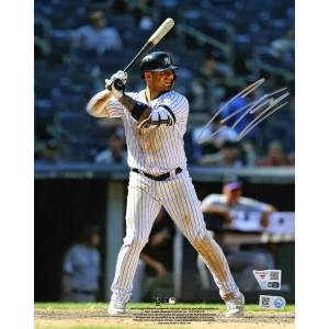 Gleyber Torres Signed New York Yankees Hitting 8x10 Photo - (Fanatics)
