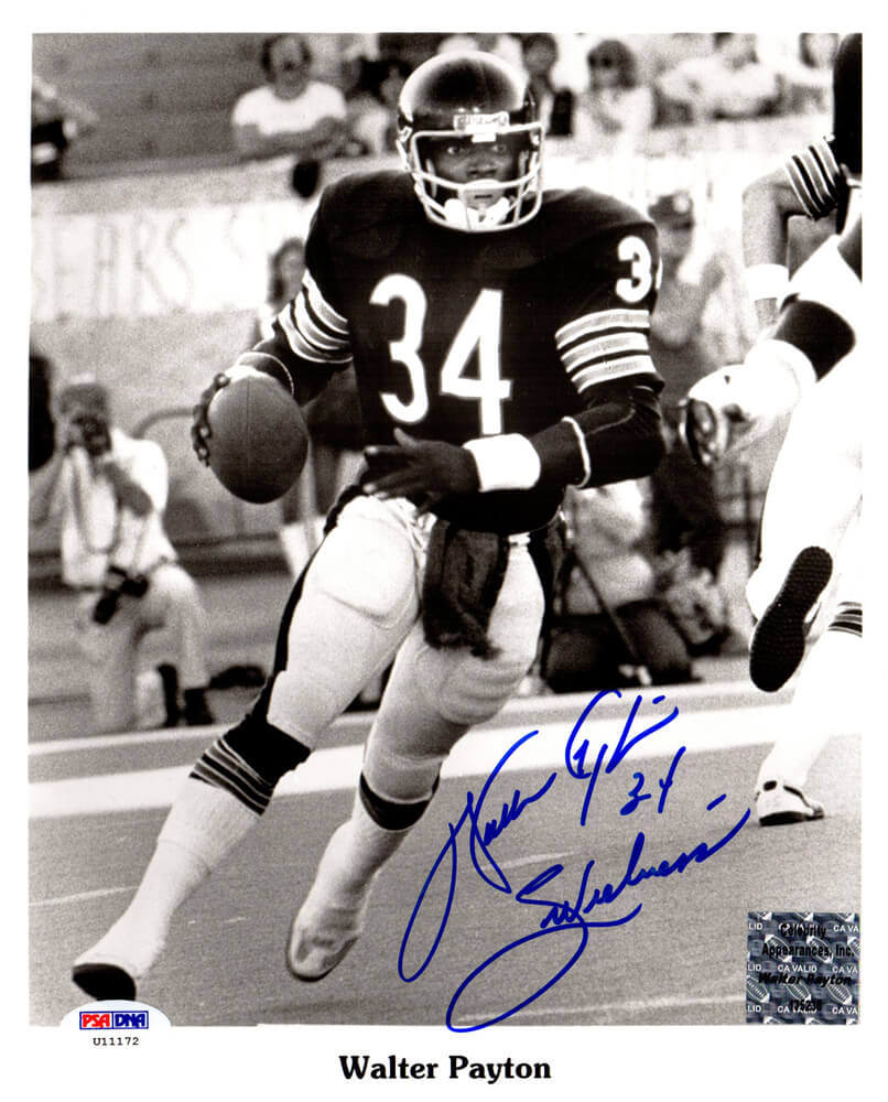 Walter Payton Signed Bears Action B&W 8×10 Photo w/Sweetness – Schwartz  Sports Memorabilia