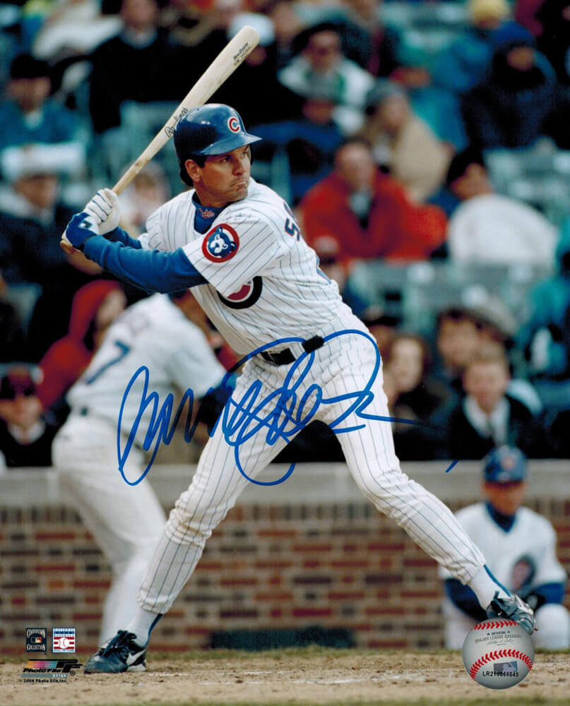Ryne Sandberg Signed Chicago Cubs Swinging Action 8x10 Photo - Schwartz  Authentic