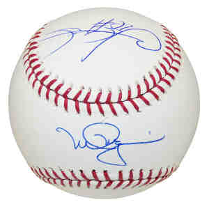 Mark McGwire & Sammy Sosa Dual Signed Rawlings Official MLB Baseball (Beckett)