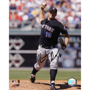 Heath Bell Signed New York Mets Pitching 8&times;10 Photo