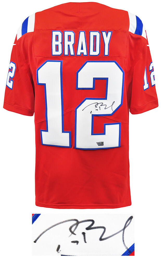 TOM BRADY SIGNED NEW ENGLAND PATRIOTS JERSEY