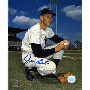 Jim Coates Signed New York Yankees Kneeling Pose 8x10 Photo - (In Blue)