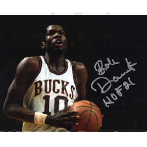 Bob Dandridge Signed Milwaukee Bucks Holding Basketball 8×10 Photo w/HOF’21
