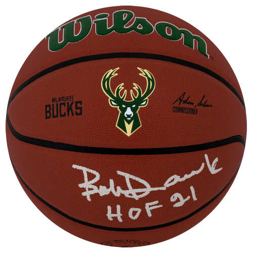 Bob Dandridge Signed Milwaukee Bucks Logo Wilson Alliance NBA Basketball w/HOF'21