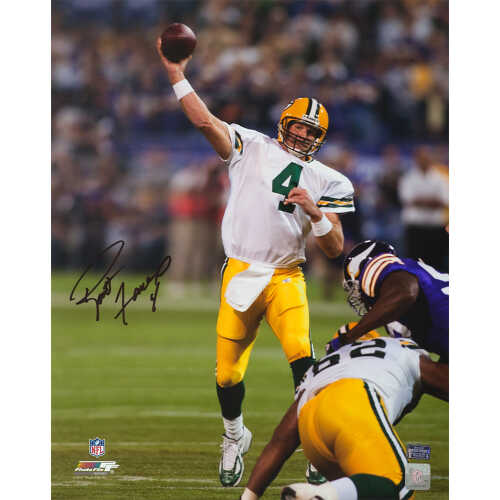 Brett Favre Signed Green Bay Packers Passing vs Minnesota Vikings 16x20 Photo - (Favre Holo)