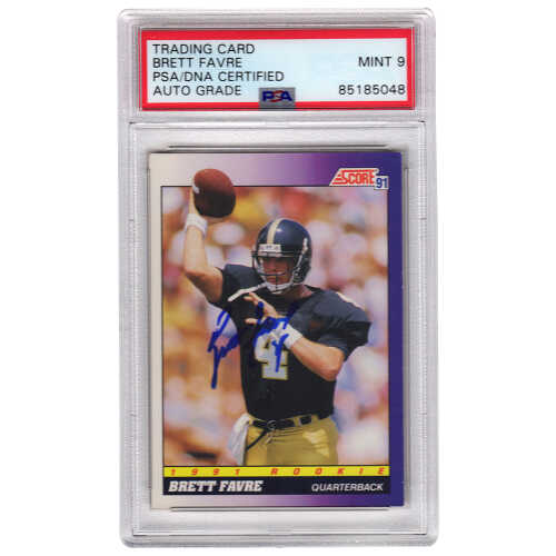 Brett Favre Signed 1991 Score Rookie Football Card #611 -(PSA Encapsulated / Auto Grade 9)