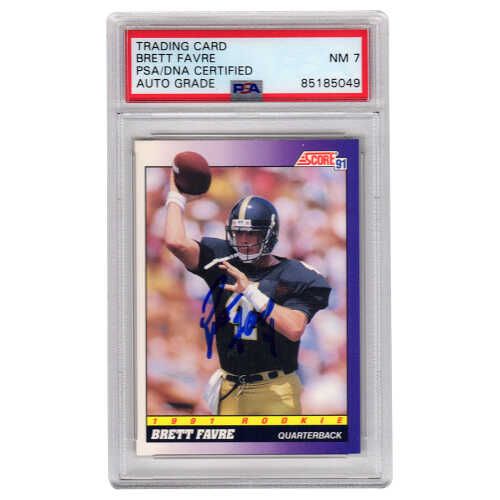 Brett Favre Signed 1991 Score Rookie Football Card #611 -(PSA Encapsulated / Auto Grade 7)