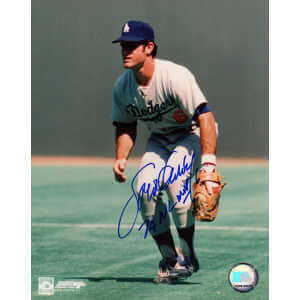 Steve Garvey Signed Los Angeles Dodgers Fielding 8x10 Photo w/74 NL MVP