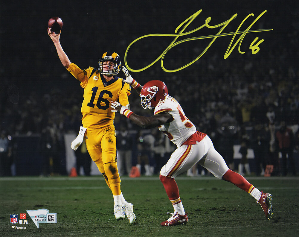 Jared Goff in Action Los Angeles Rams NFL Football 8 x 10 Photo