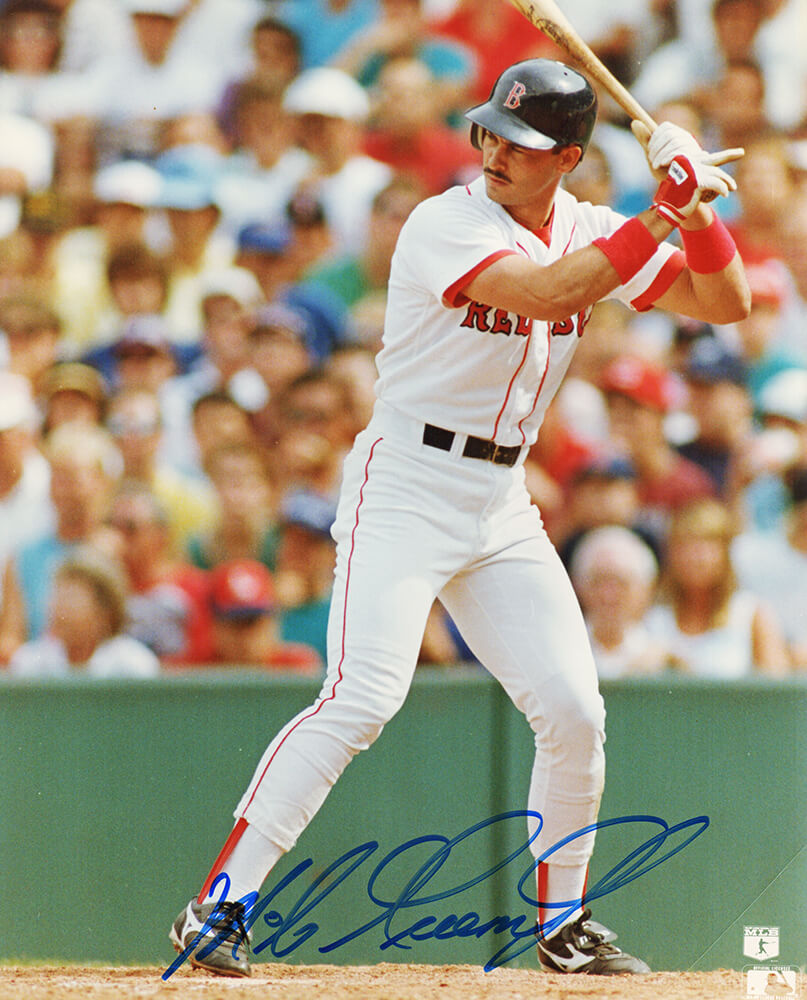Mike Greenwell Signed Boston Red Sox White Jersey Batting 8×10 Photo –  Schwartz Sports Memorabilia