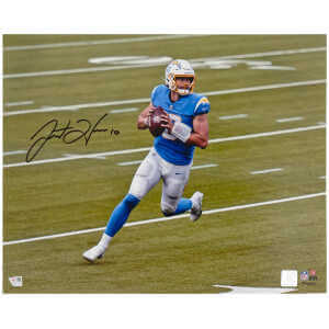 Justin Herbert Signed Los Angeles Chargers Looking To Pass 16x20 Photo - (Fanatics)