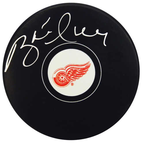 Brett Hull Signed Detroit Red Wings Logo Hockey Puck