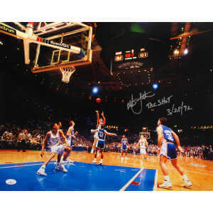 Christian Laettner Signed Duke The Shot Image 16×20 Photo w/The Shot 3-28-92 – (JSA)