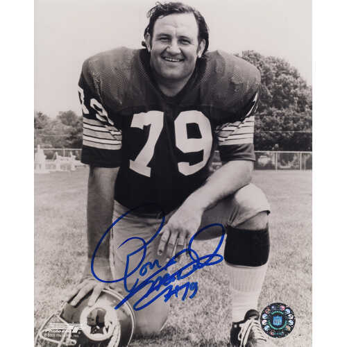 Ron McDole Signed Redskins B&W Kneel Pose 8x10 Photo (In Blue)