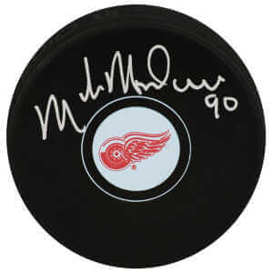 Mike Modano Signed Detroit Red Wings Logo Hockey Puck