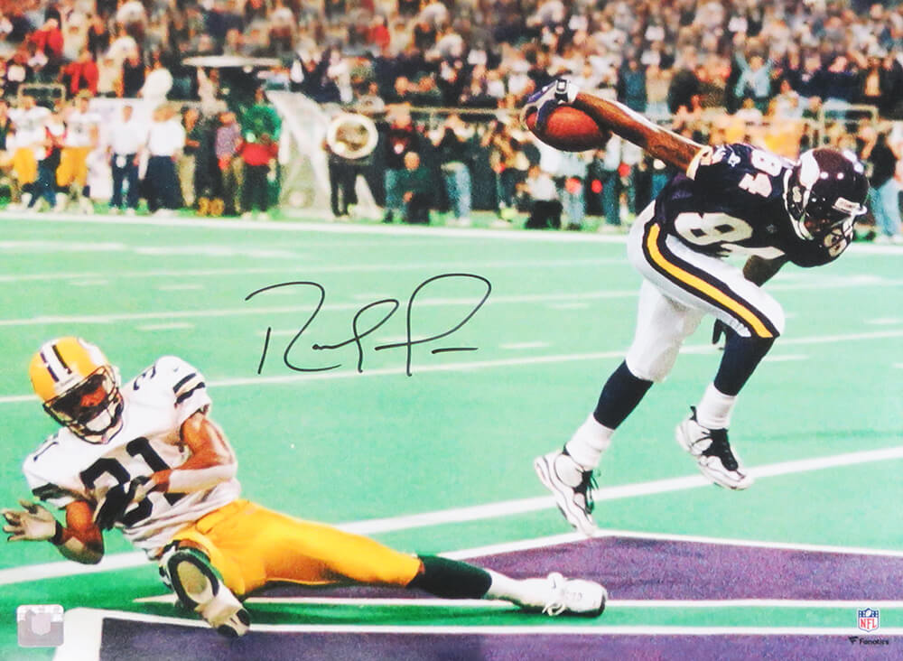 Randy Moss - Minnesota Vikings Autographed 16x20 Photograph at 's  Sports Collectibles Store