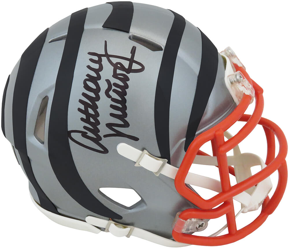 Anthony Munoz Signed Cincinnati Bengals FLASH Riddell Speed Mini Helmet –  Schwartz Sports Memorabilia