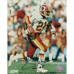 Mike Nelms Signed Washington Football Team White Jersey With Football 8x10 Photo