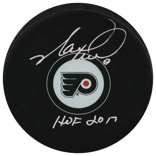 Mark Recchi Signed Philadelphia Flyers Logo Hockey Puck w/HOF 2017