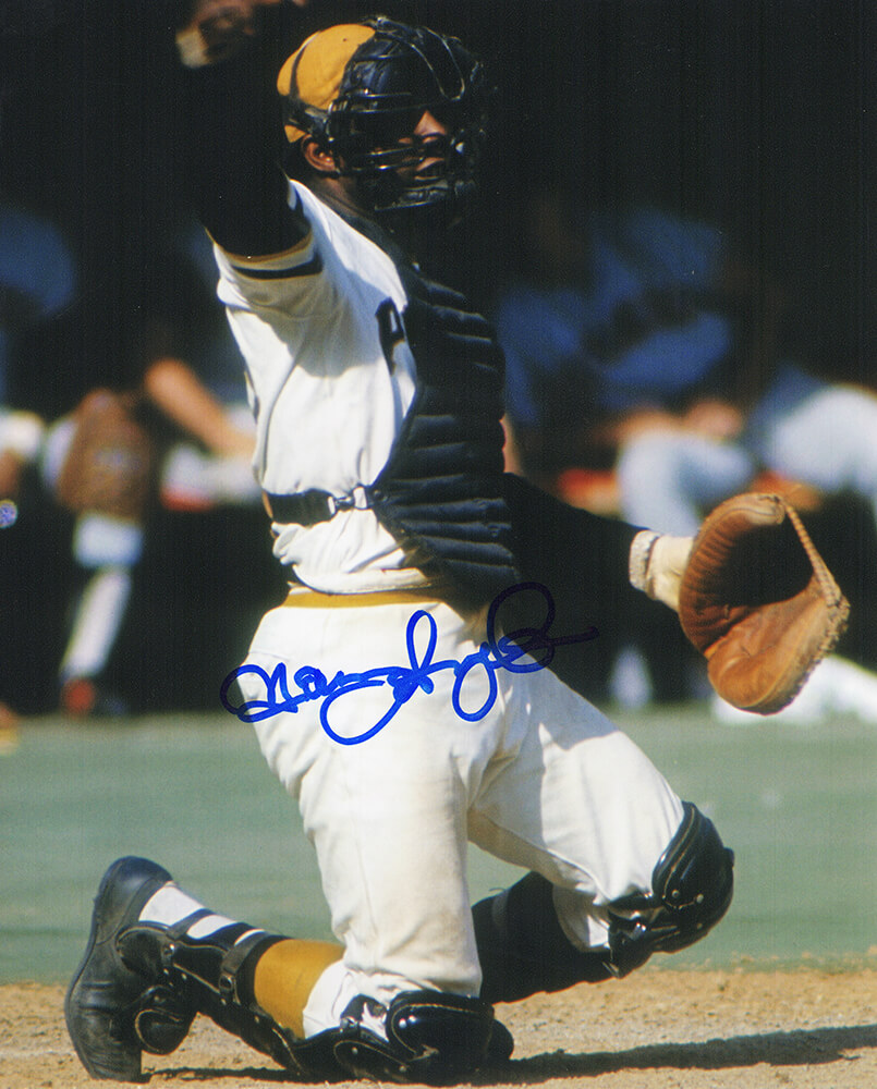 Signed Manny Sanguillen Photo - 8X10