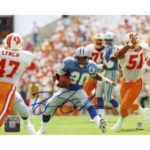 Barry Sanders Signed Detroit Lions vs Bucs Action 8x10 Photo (In Blue)