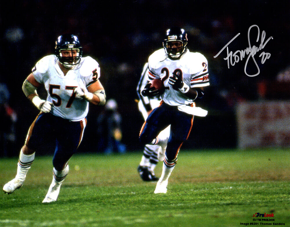 Thomas Sanders Signed Chicago Bears Running With Football 8x10 Photo