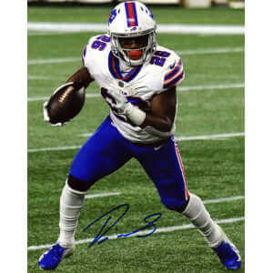 Devin Singletary Signed Buffalo Bills White Jersey Running Action 8×10 Photo