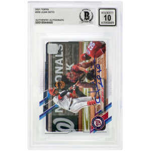 Juan Soto Signed Washington Nationals 2021 Topps Baseball Card #330   (Beckett / Auto Grade 10)