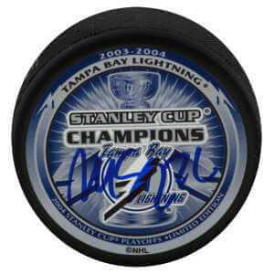 Martin St. Louis Signed Tampa Bay Lightning 2004 Stanley Cup Champs Logo Hockey Puck