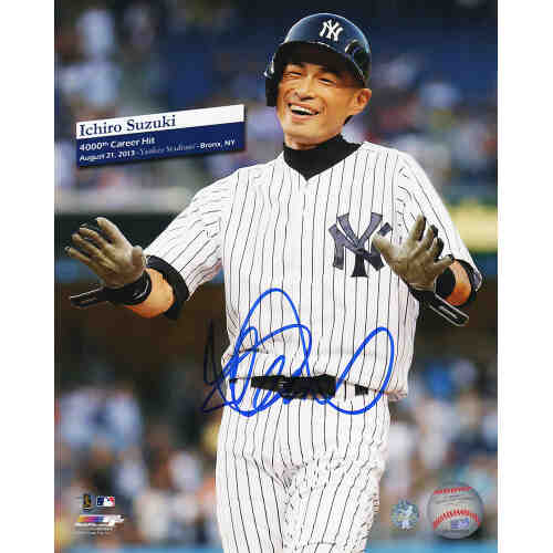 Ichiro Suzuki Signed New York Yankees 4000th Career Hit 8x10 Photo (Ichiro Hologram)