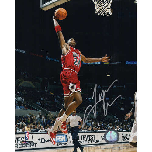 Tyrus Thomas Signed Chicago Bulls Red Jersey Action 8x10 Photo