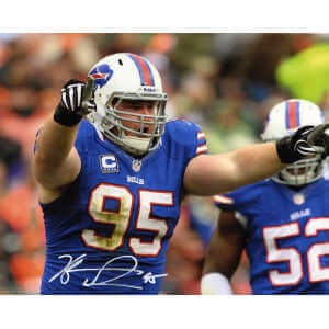 Kyle Williams Signed Bills Blue Jersey Arms Out 8×10 Photo