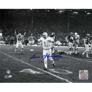 Garo Yepremian Signed Miami Dolphins B&W Celebration vs. Chiefs 8x10 Photo