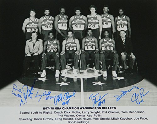 1977-78 Bullets Team Signed Washington Bullets Team Photo 16x20 Photo w/7-Signatures